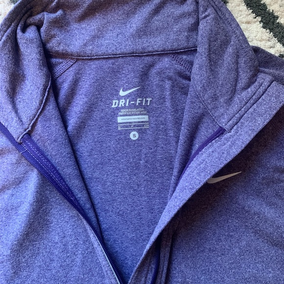 Nike long sleeve dry fit purple running top - Picture 5 of 5